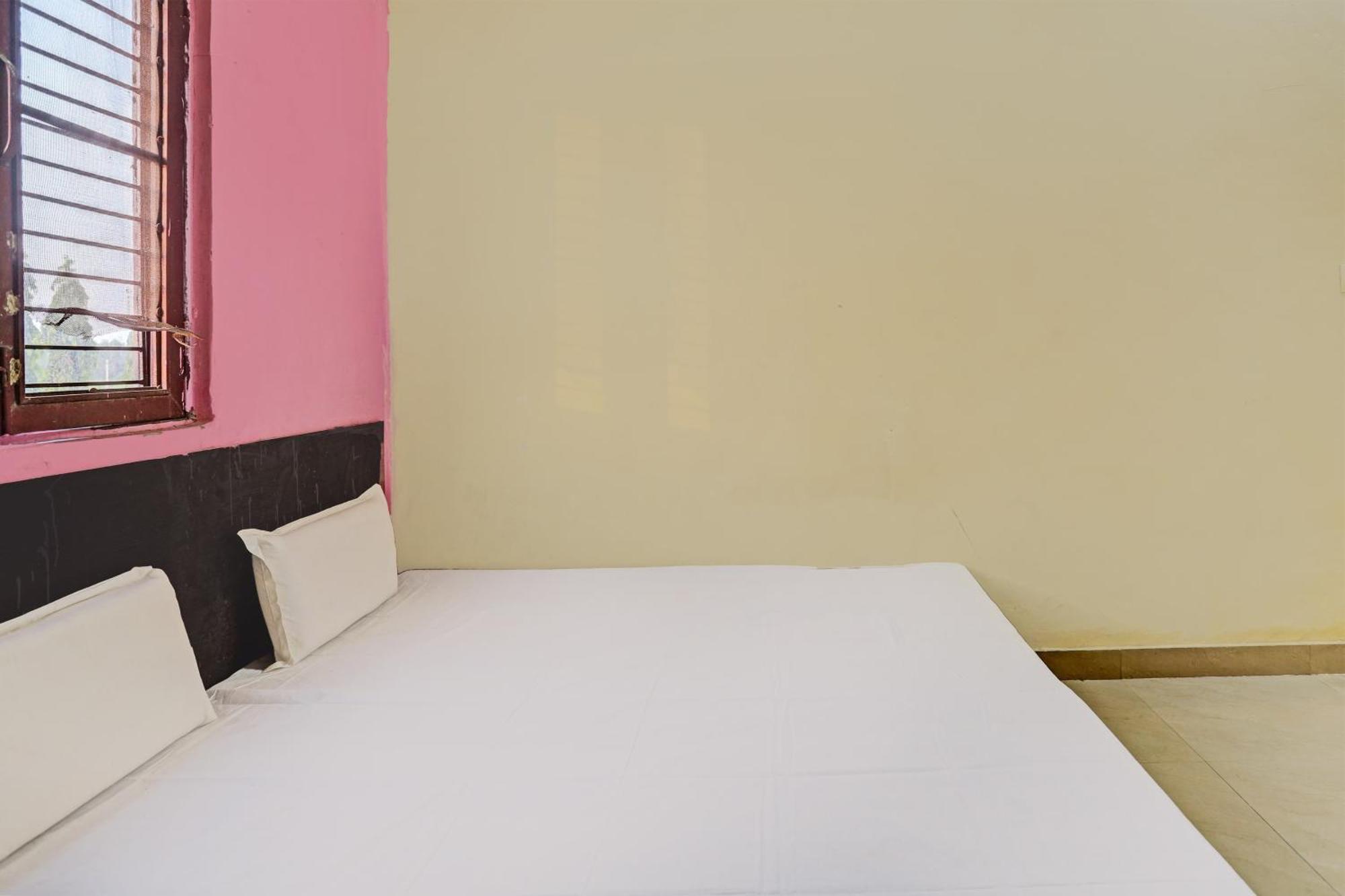 Hotel O Kamla Banquet Hall Moradabad Esterno foto