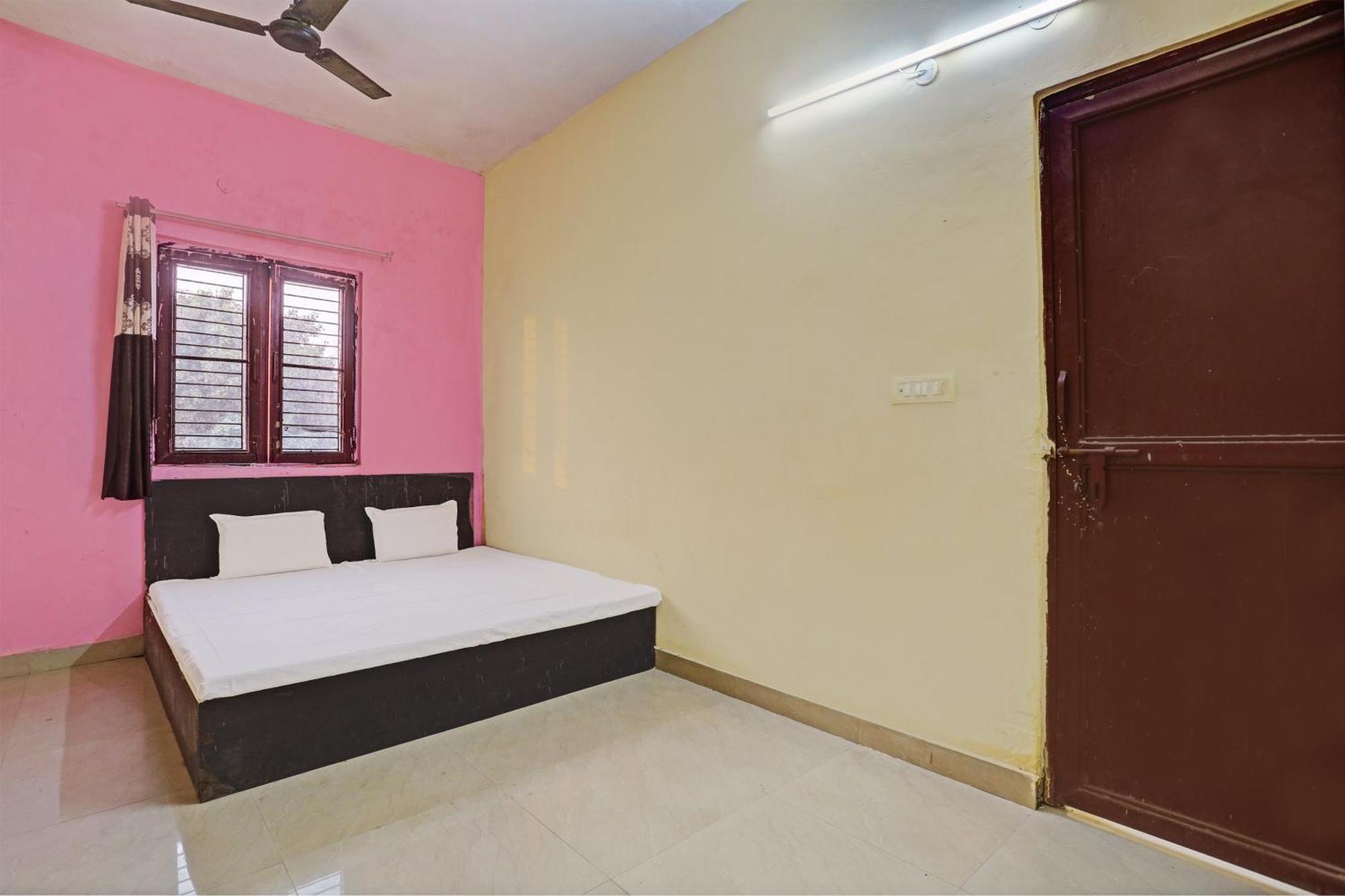 Hotel O Kamla Banquet Hall Moradabad Esterno foto
